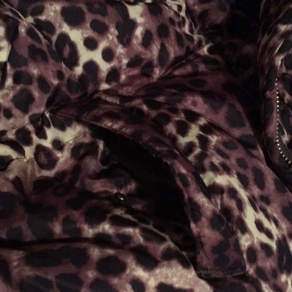 New Leopard Print Puffer Vest - Picture 7 of 7